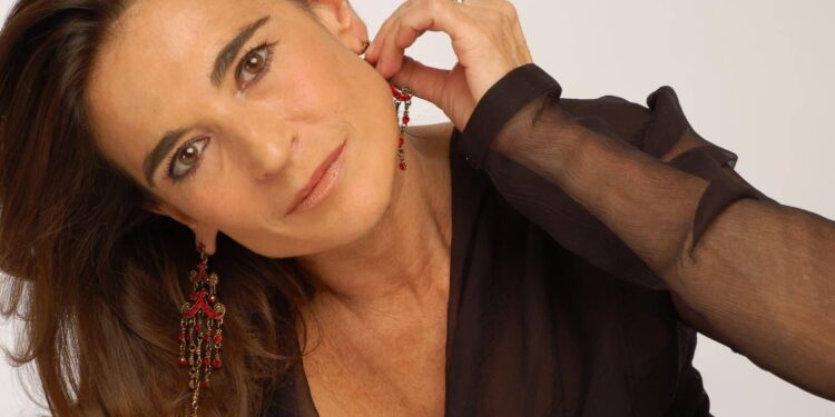 Premio Eccellenza Euro Mediterraneo a Lina Sastri, talento italiano oltre i confini
