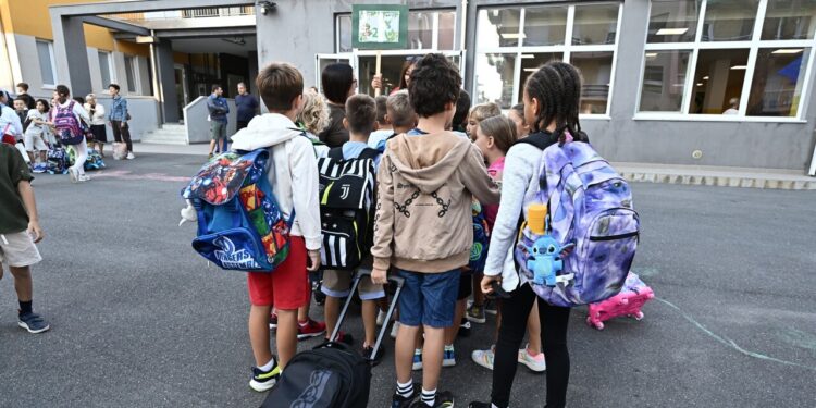 Valditara, ‘buon anno scolastico innanzitutto rispetto e impegno’