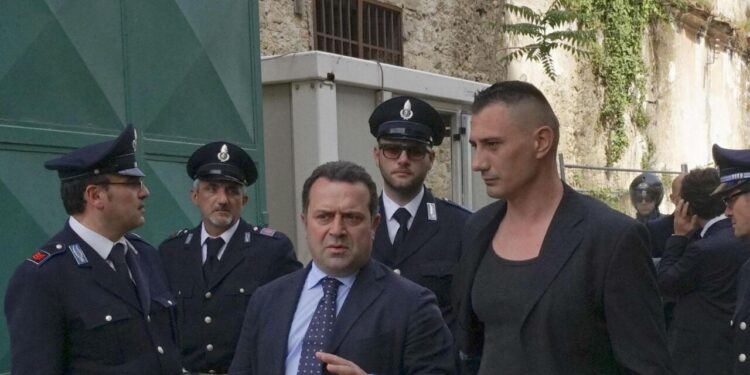 I tre figli tolti al padre di Fortuna Loffredo: ‘In due giorni nessun contatto’