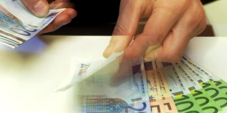 Abi: ‘Ad agosto accelerano prestiti a famiglie e imprese, tassi al 4,19%’
