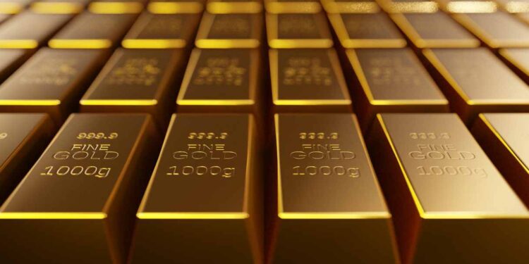 Oro di nuovo sopra 4.400 dollari: quanto può salire e cosa rischia chi compra ora