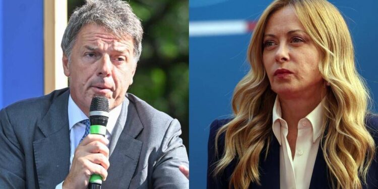 Bollo auto, Renzi contro Meloni: “Mi diede del venditore di pentole, si scusi”. Lei: “Bravo, hai scoperto differenza tra annunciare e realizzare”
