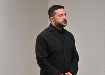 Zelensky, oggi a Londra vedrò Re Carlo III