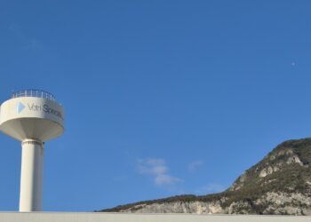 Lo stabilimento Vetri Speciali di Trento premiato da Legambiente