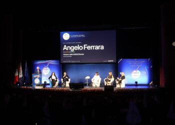IA, Meritocrazia Italia lancia proposta di legge: “L’uomo non sia sostituito dagli algoritmi”
